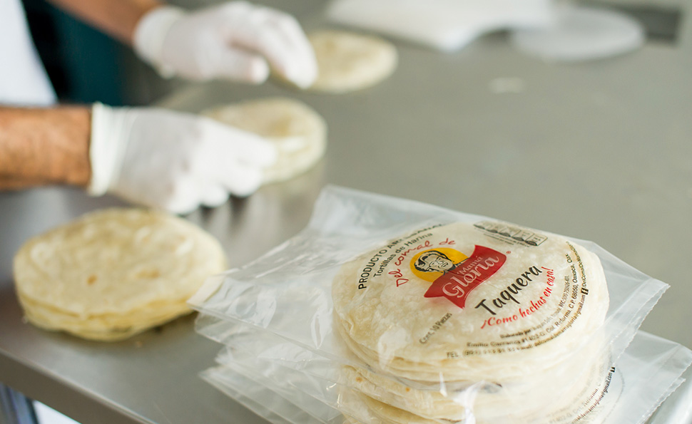 Tortillas de Harina del Comal de Mamá Gloria